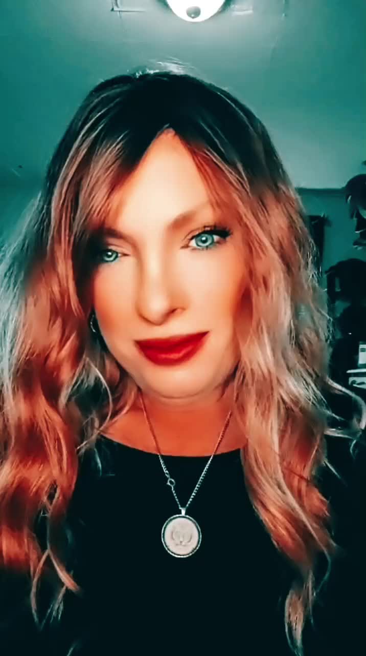 @queenmags