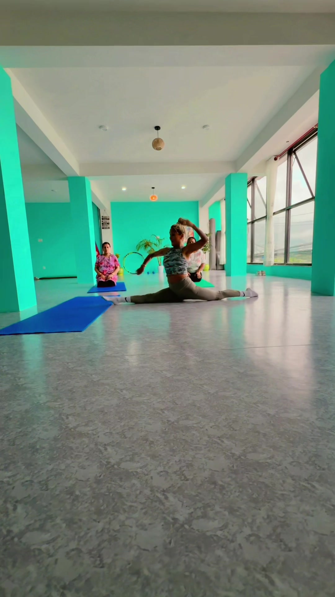 @Nitu singh yoga teacher zIn