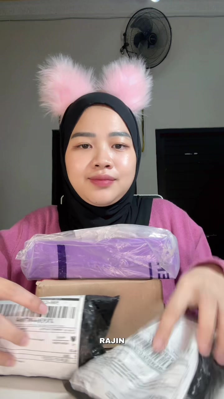 @EkaNis14