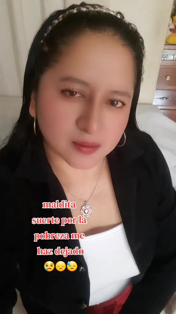 @🌌🐈💜Elvia Toaquiza👸🧿
