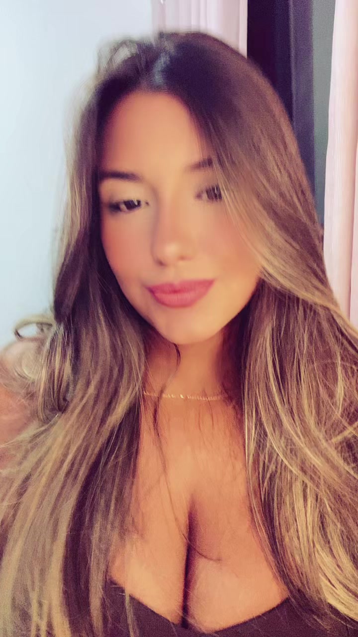 @Vitória Araujo