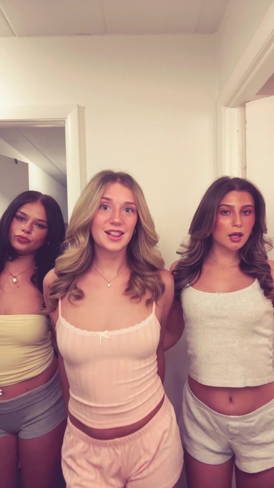 @izzyyyrusso