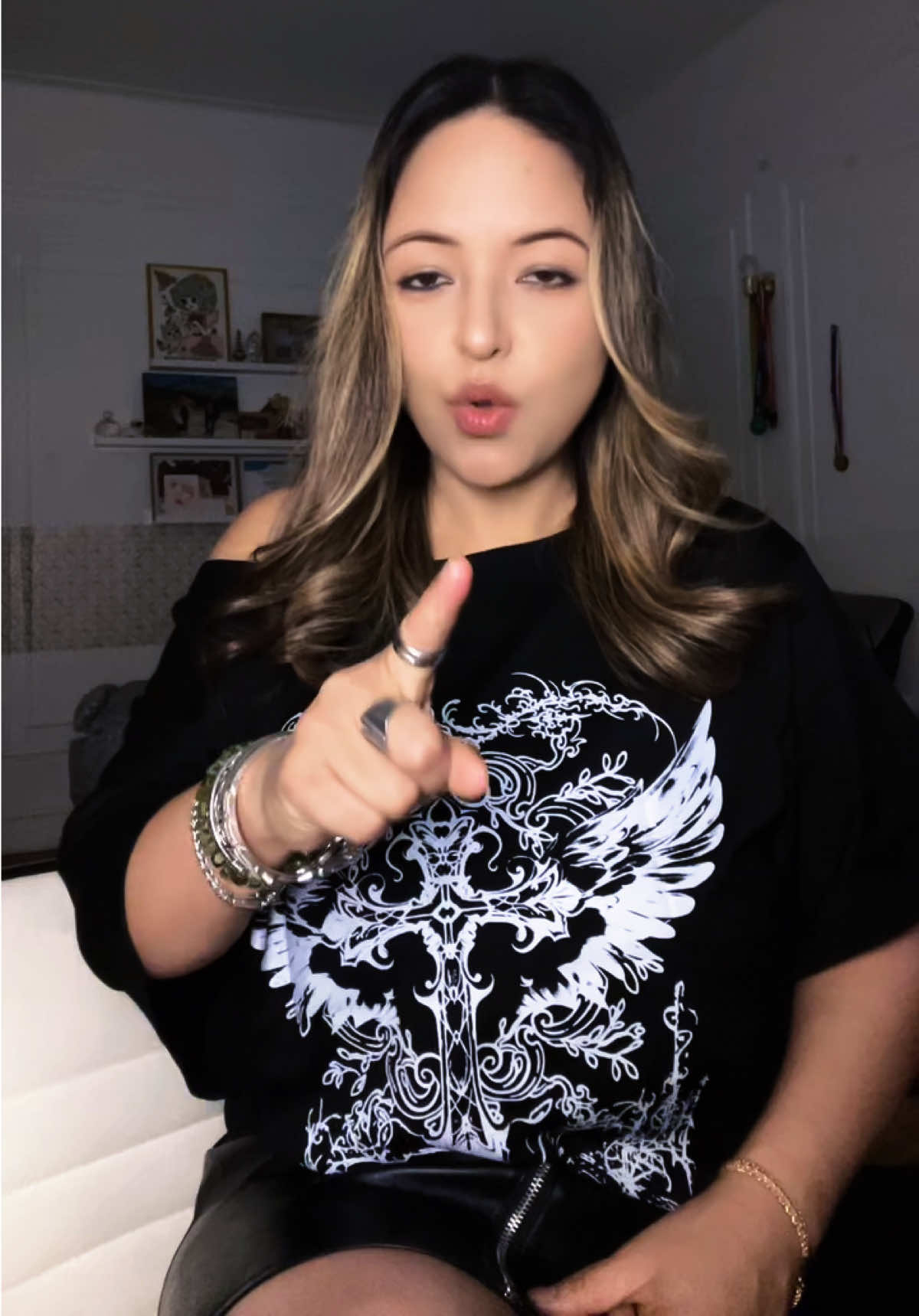 @AD QUEEN