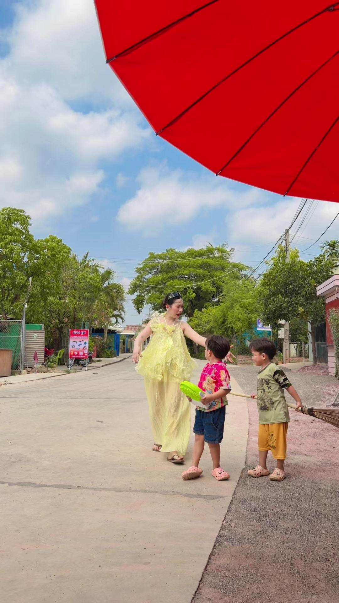 @MOMMY LIN ម៉ាមី លីន