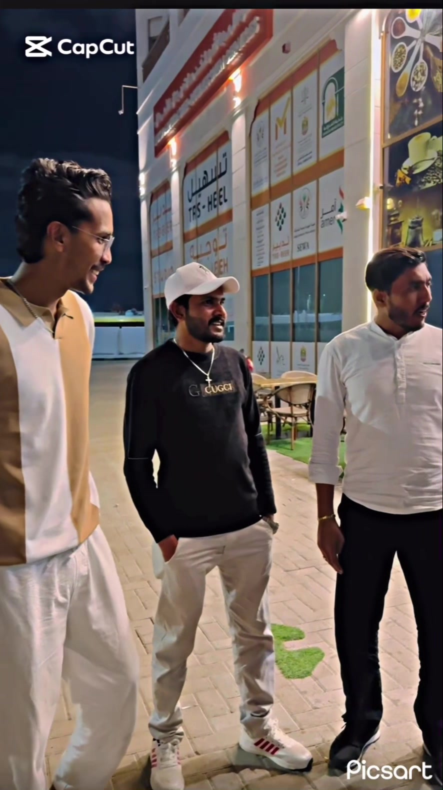 @بھٹی 🇦🇪