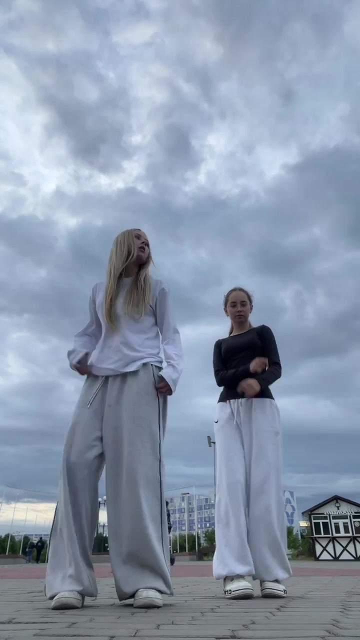 @Анжеличка