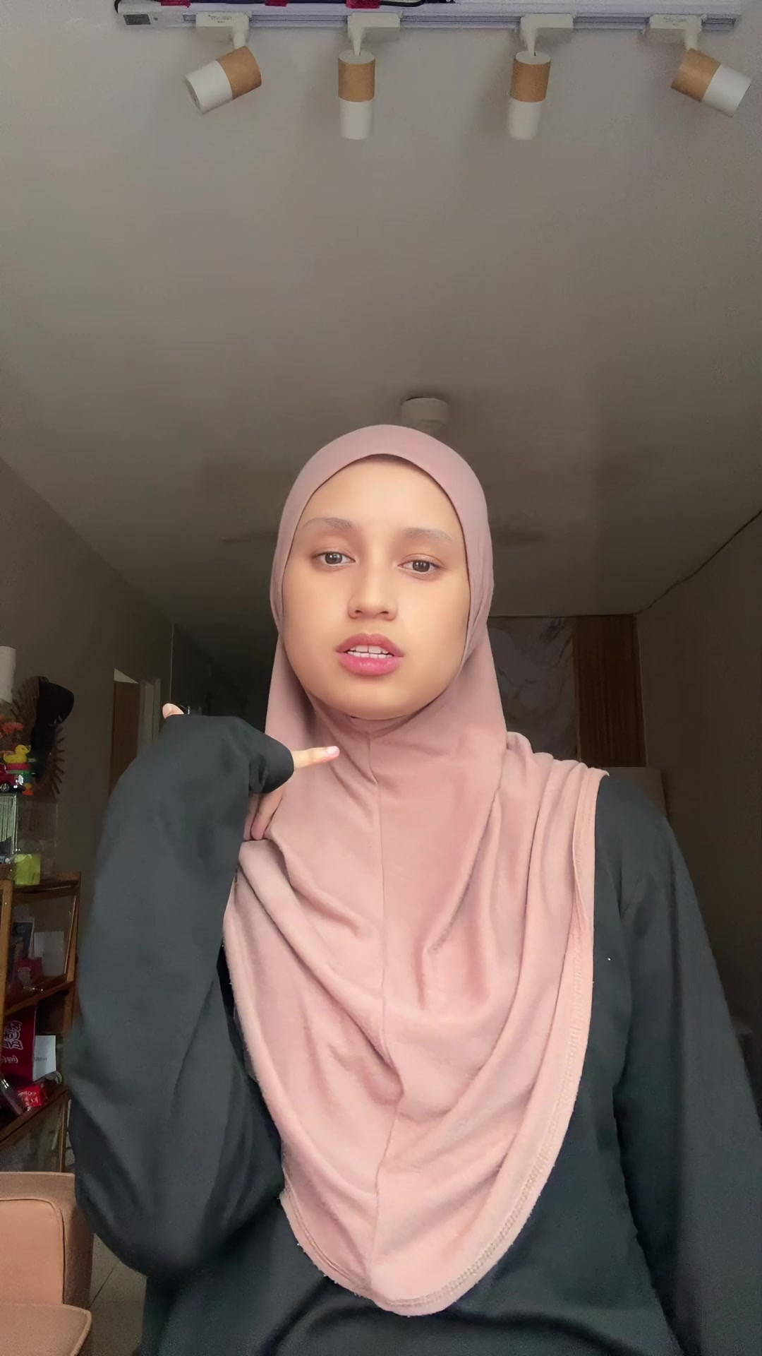 @♡₊˚ 𝓡𝓮𝓮𝓷 ˚₊♡