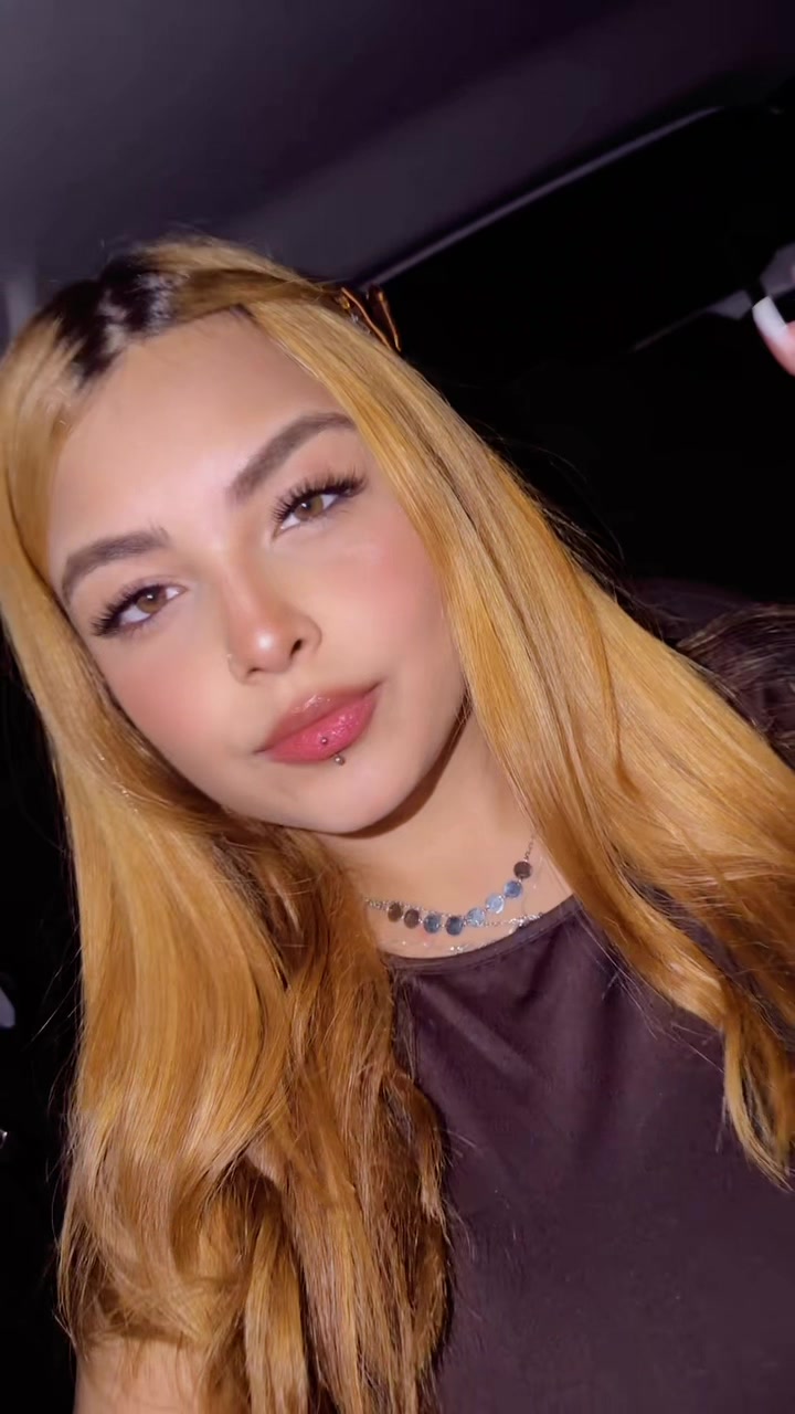 @Layenne Barreto