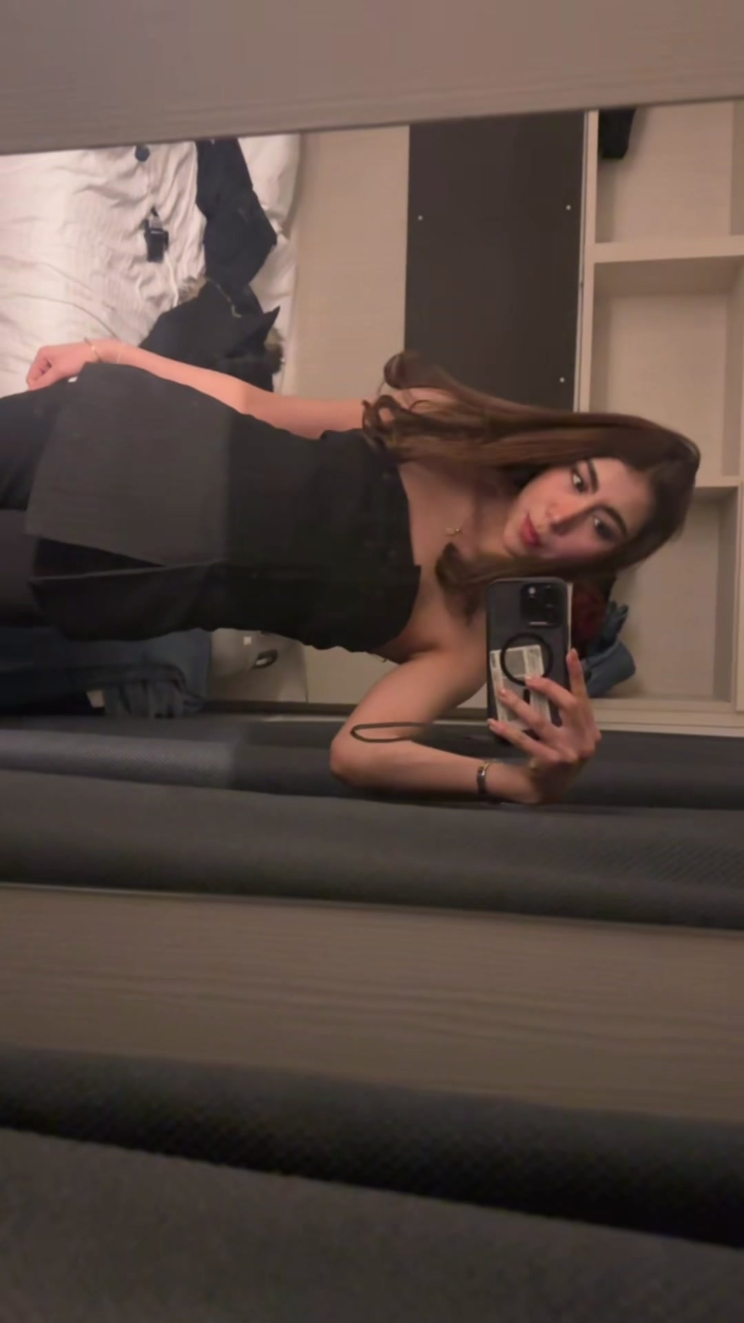 @angiee
