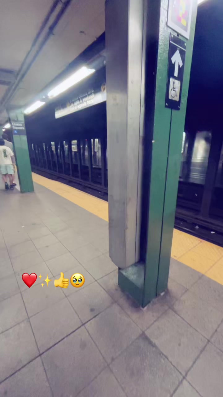 @Mishellitaa Martinez🇺🇸🇨🇴