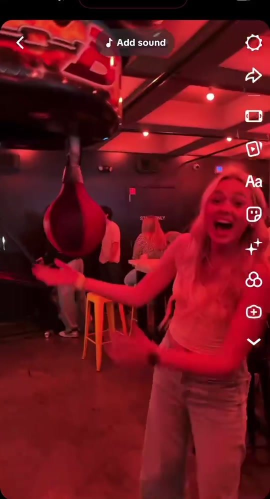 @😋