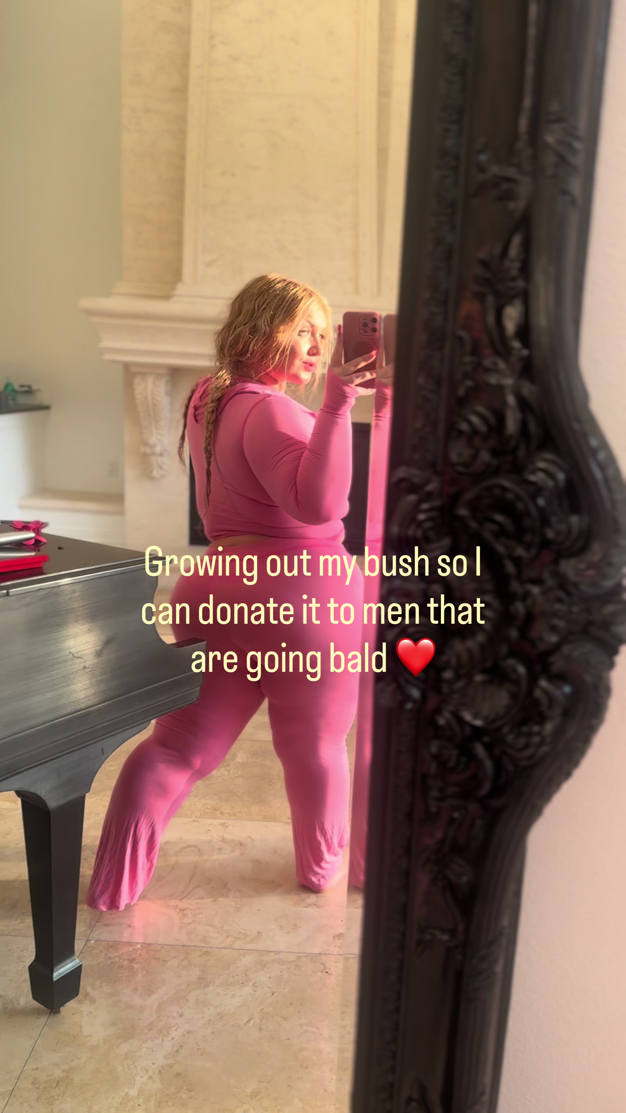 @Miss Pink Plush