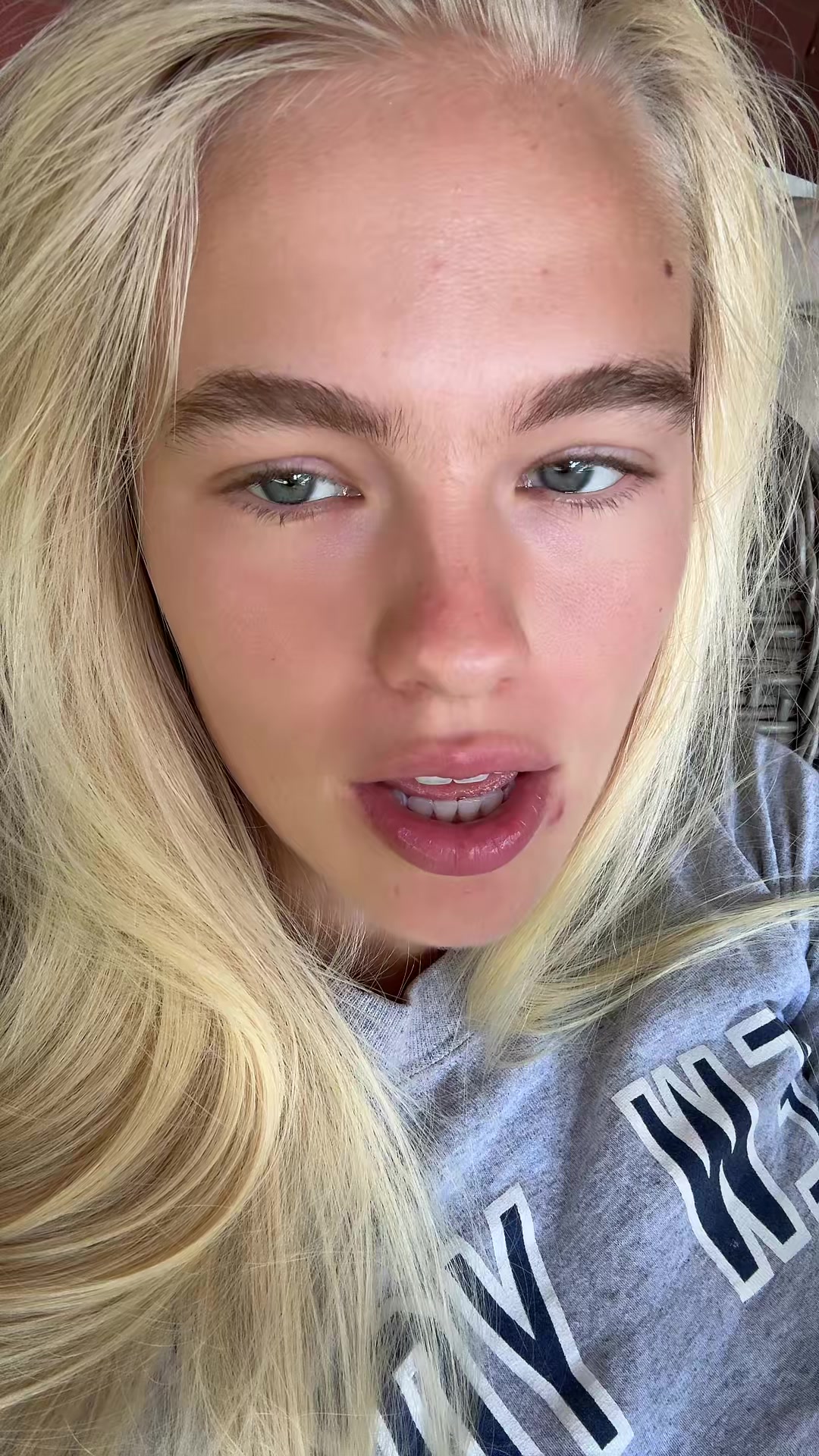 @K