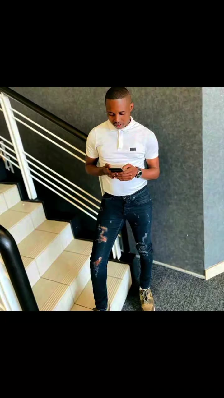 @Sburh Mazibuko Kubheka😉