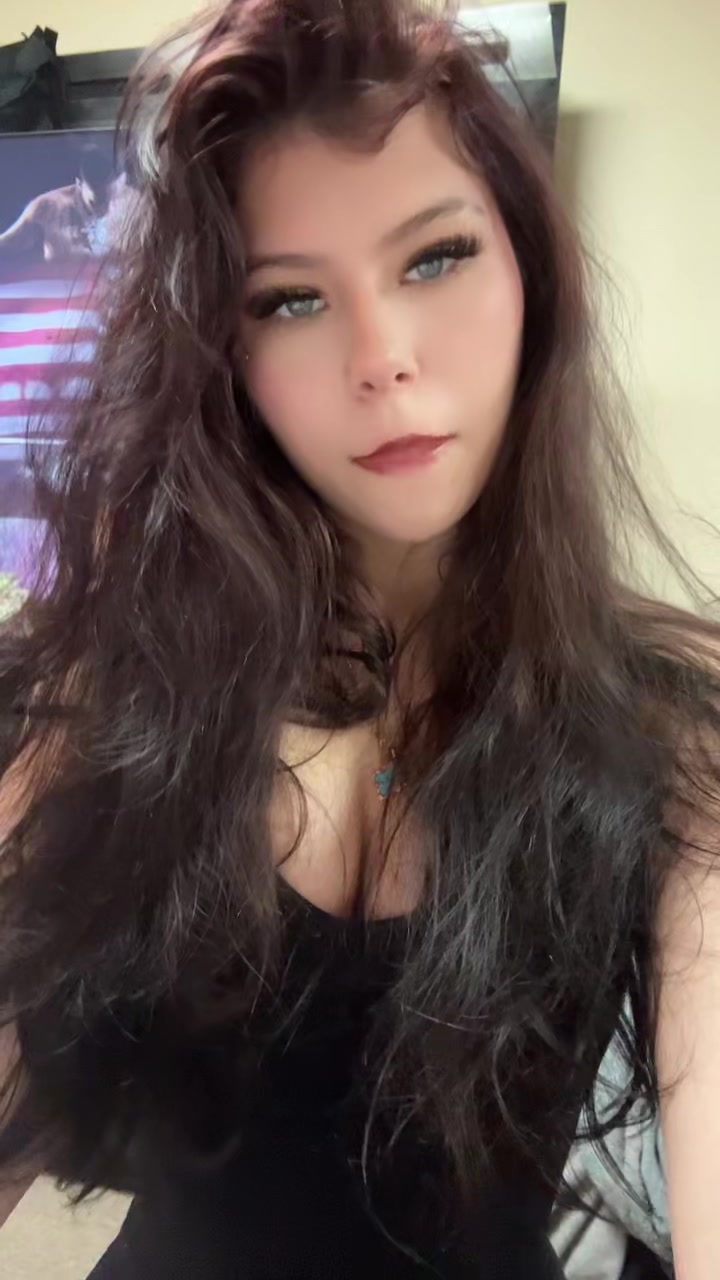 @..angelkissed._