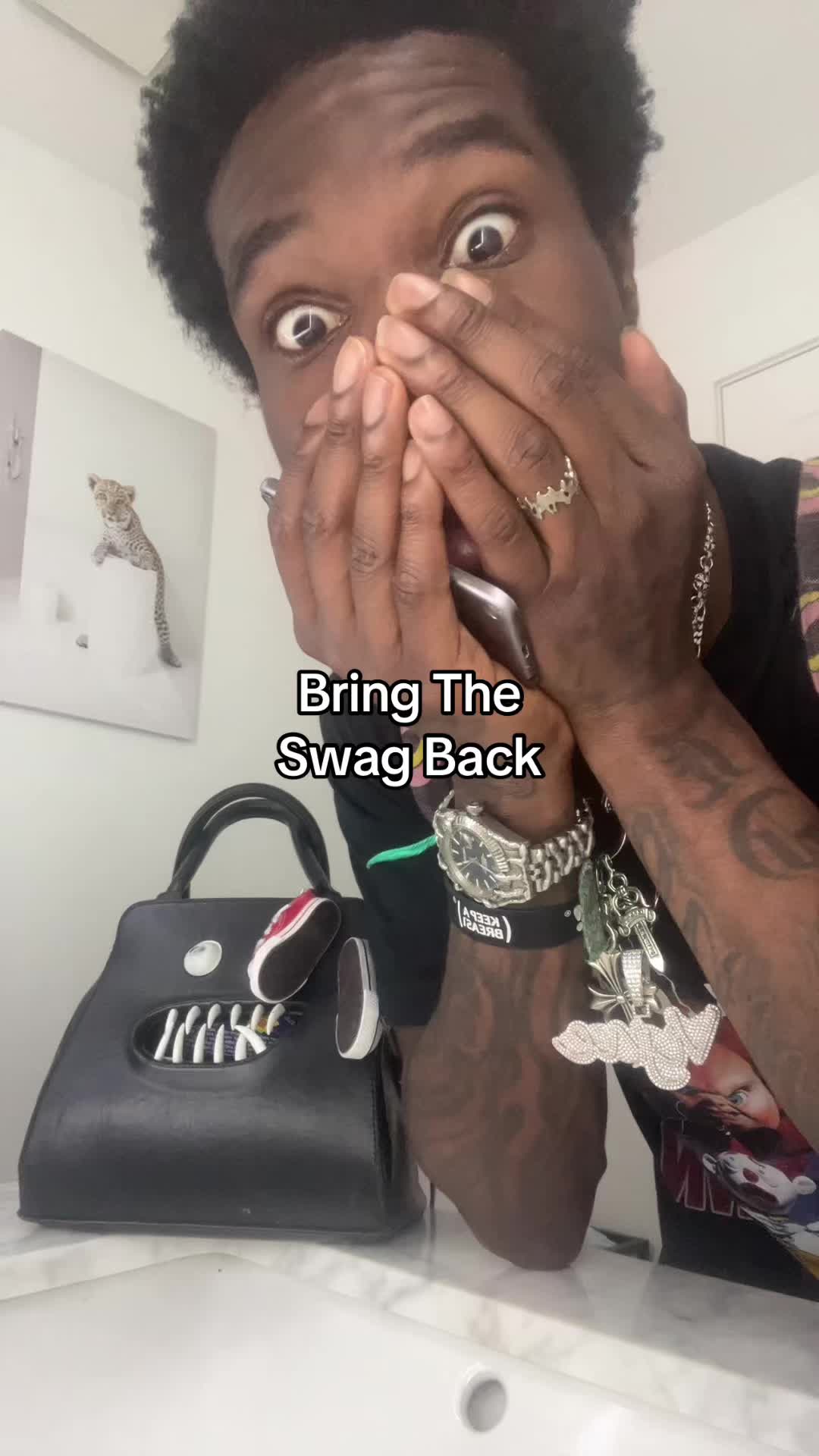 @Vyne