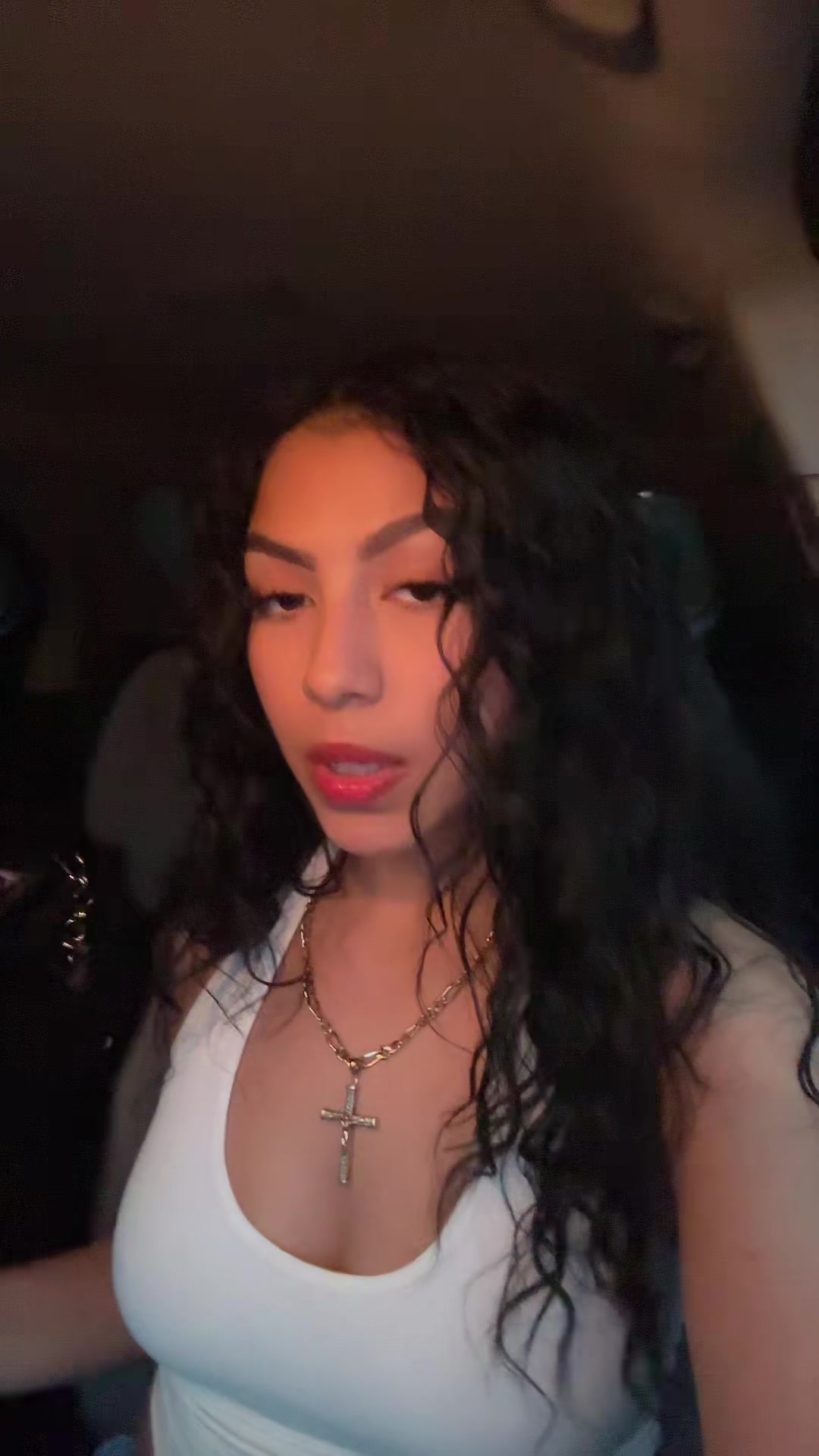 @_lyzbeth9
