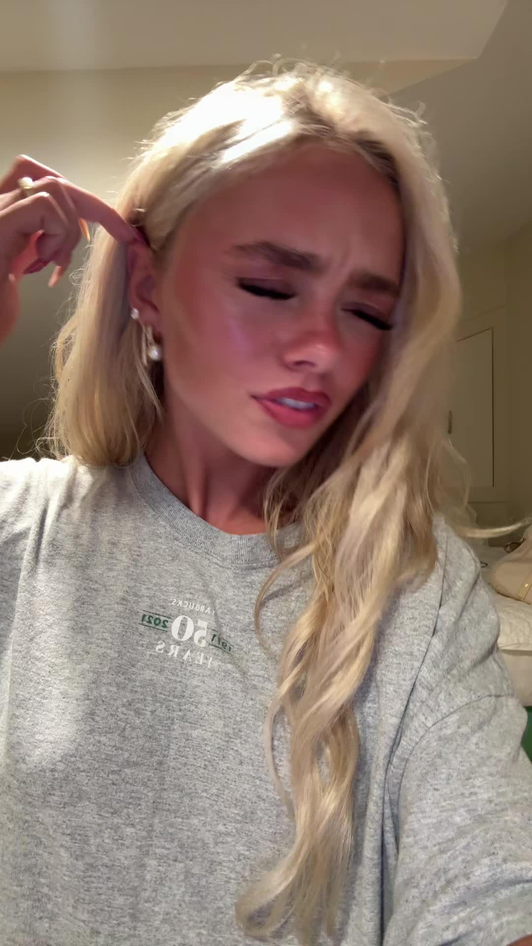 @secretdarian