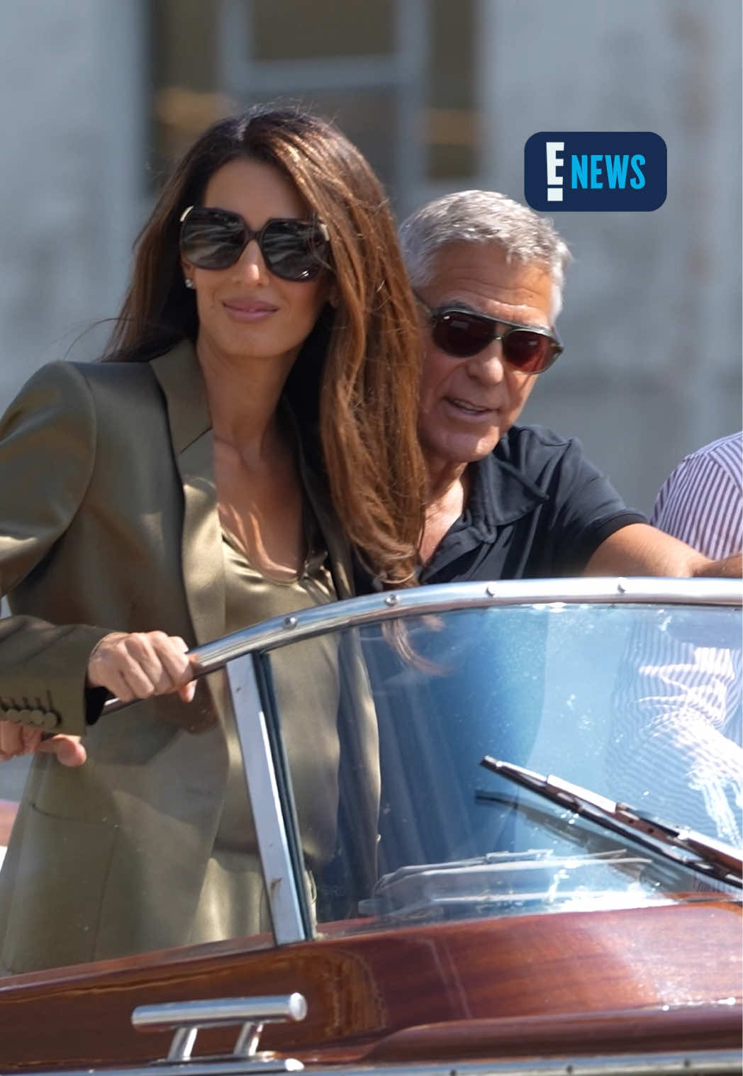 @E! News