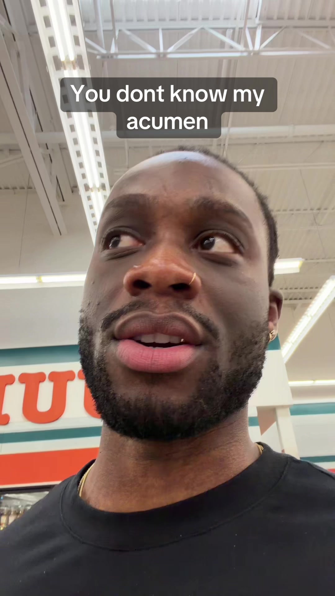 @uɐǝſ ˙ʇS ʎǝssǝſ