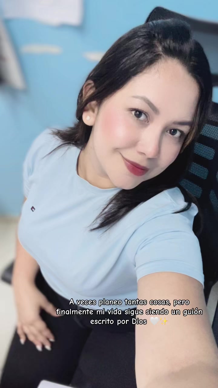 @Soph&iacute;a 👑✨🤎