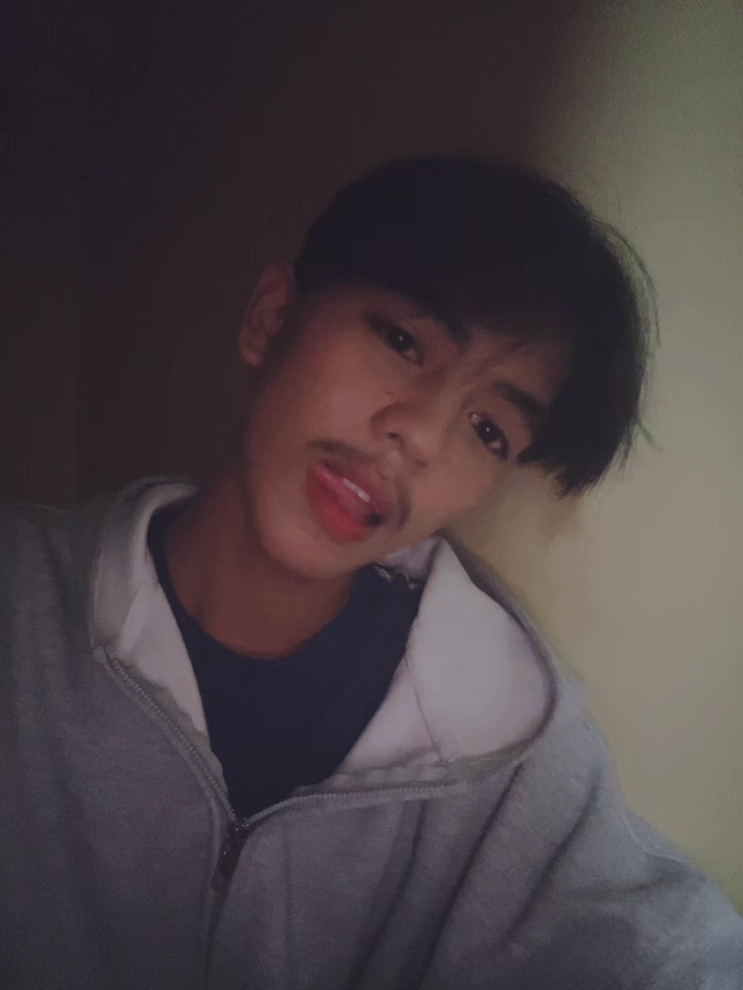 @Lnyx.