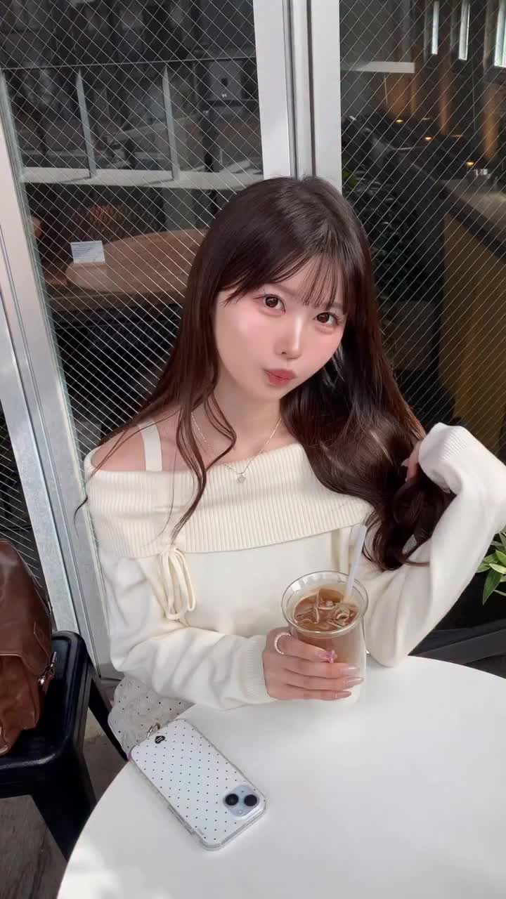 @山奈