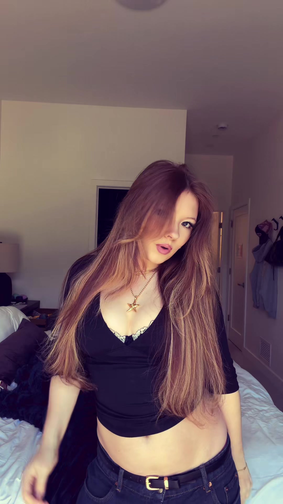 @Adriana 🪽