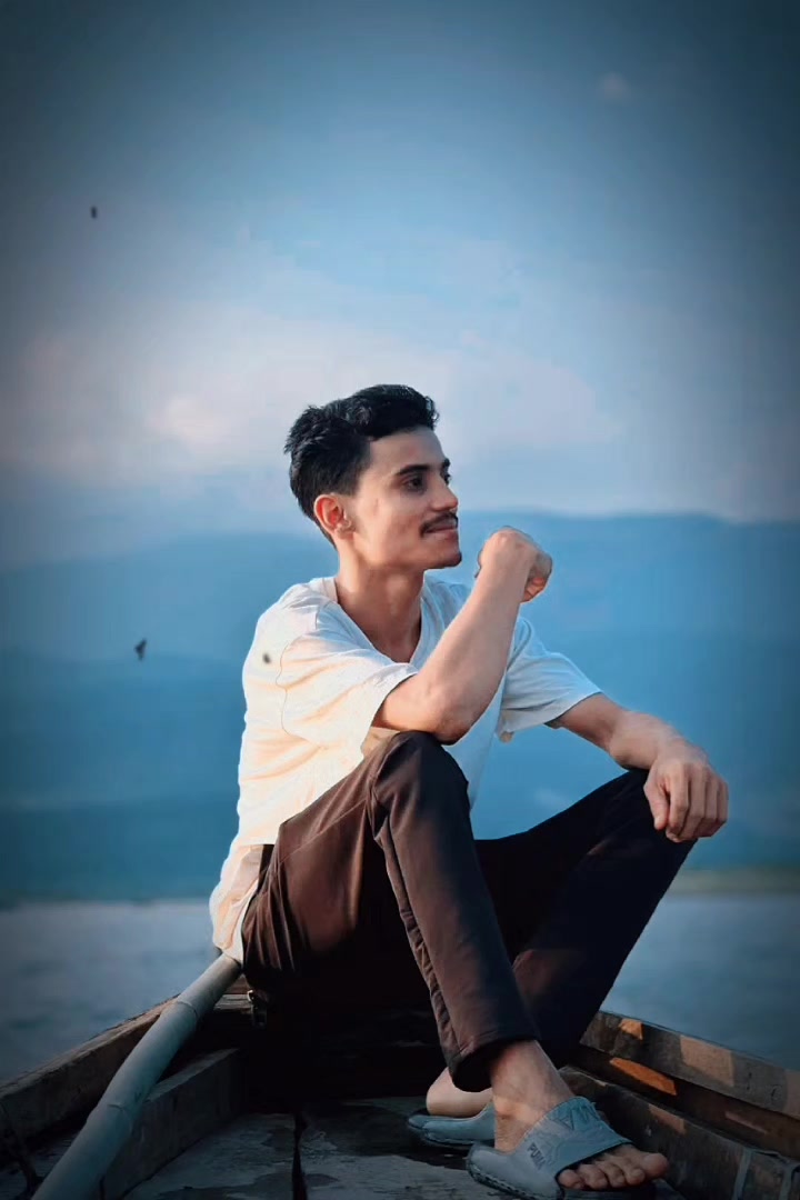 @đ°Atif Ahmed Niloyđ¸āϏāĻŋāϞā§āĻđđĢ