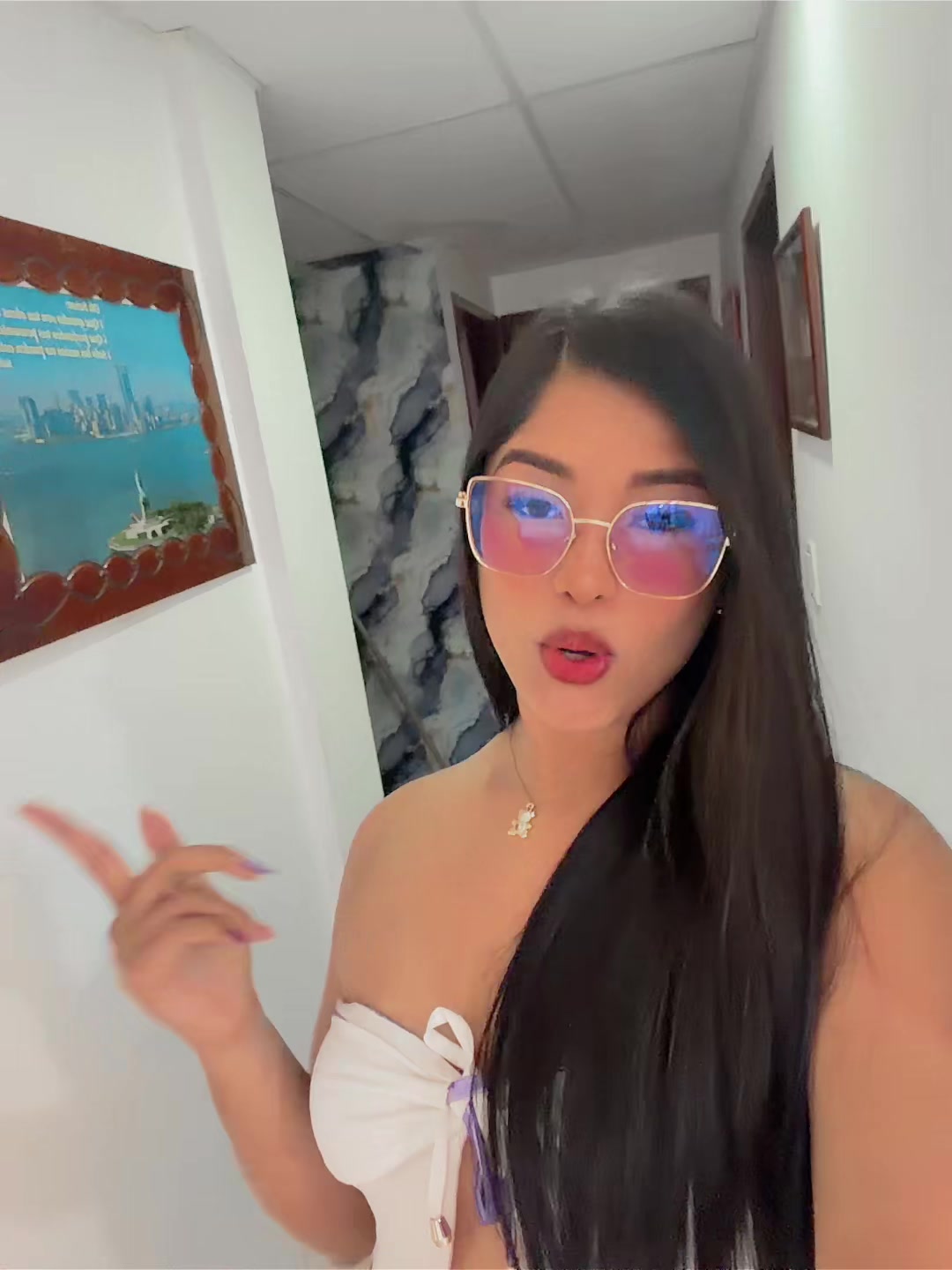 @Isisadarve