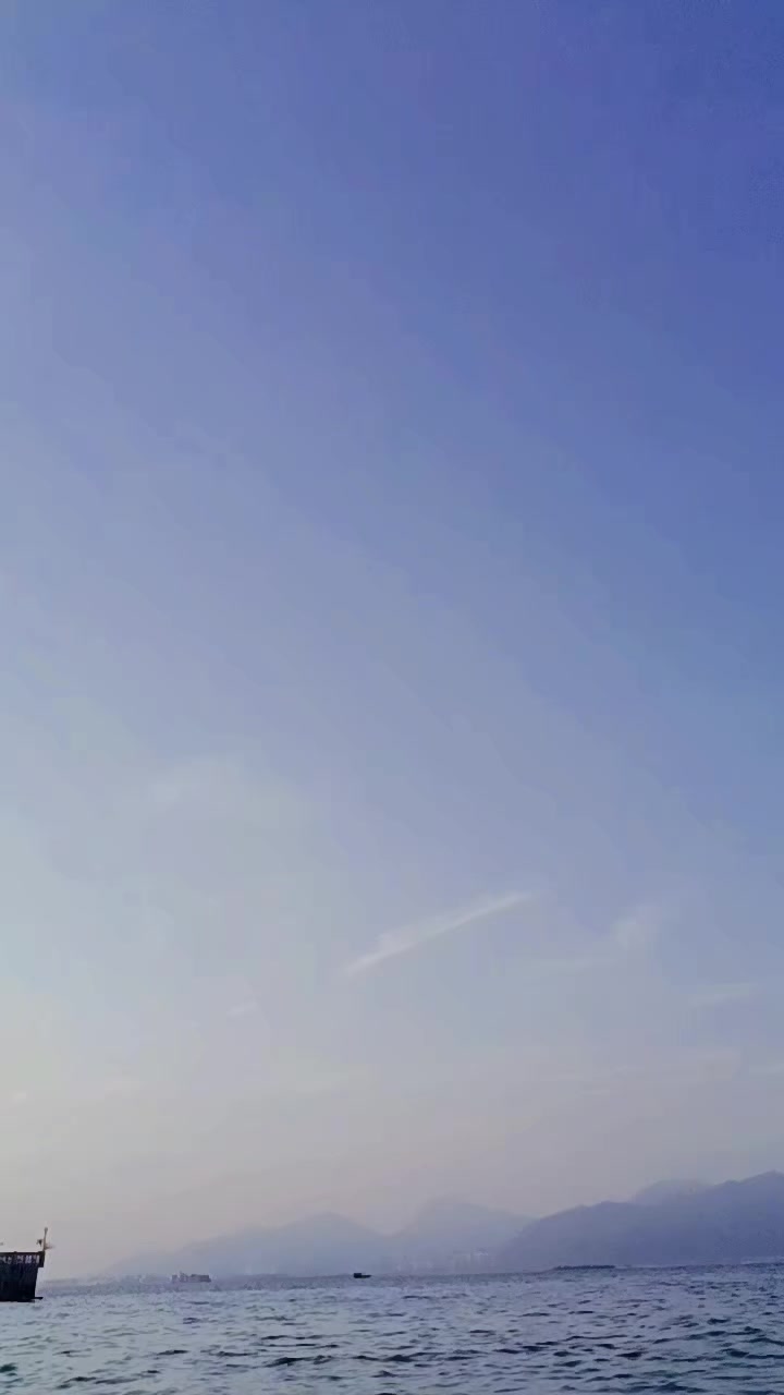 @Elii