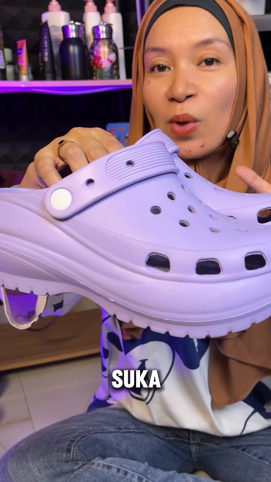 @LELI si paling TAS dan SANDAL