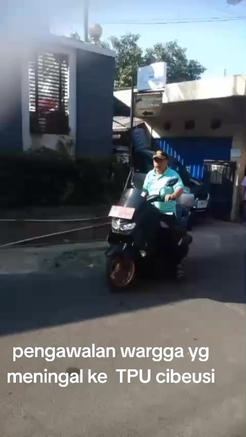 @H. Jajang_Kades Cibeusi