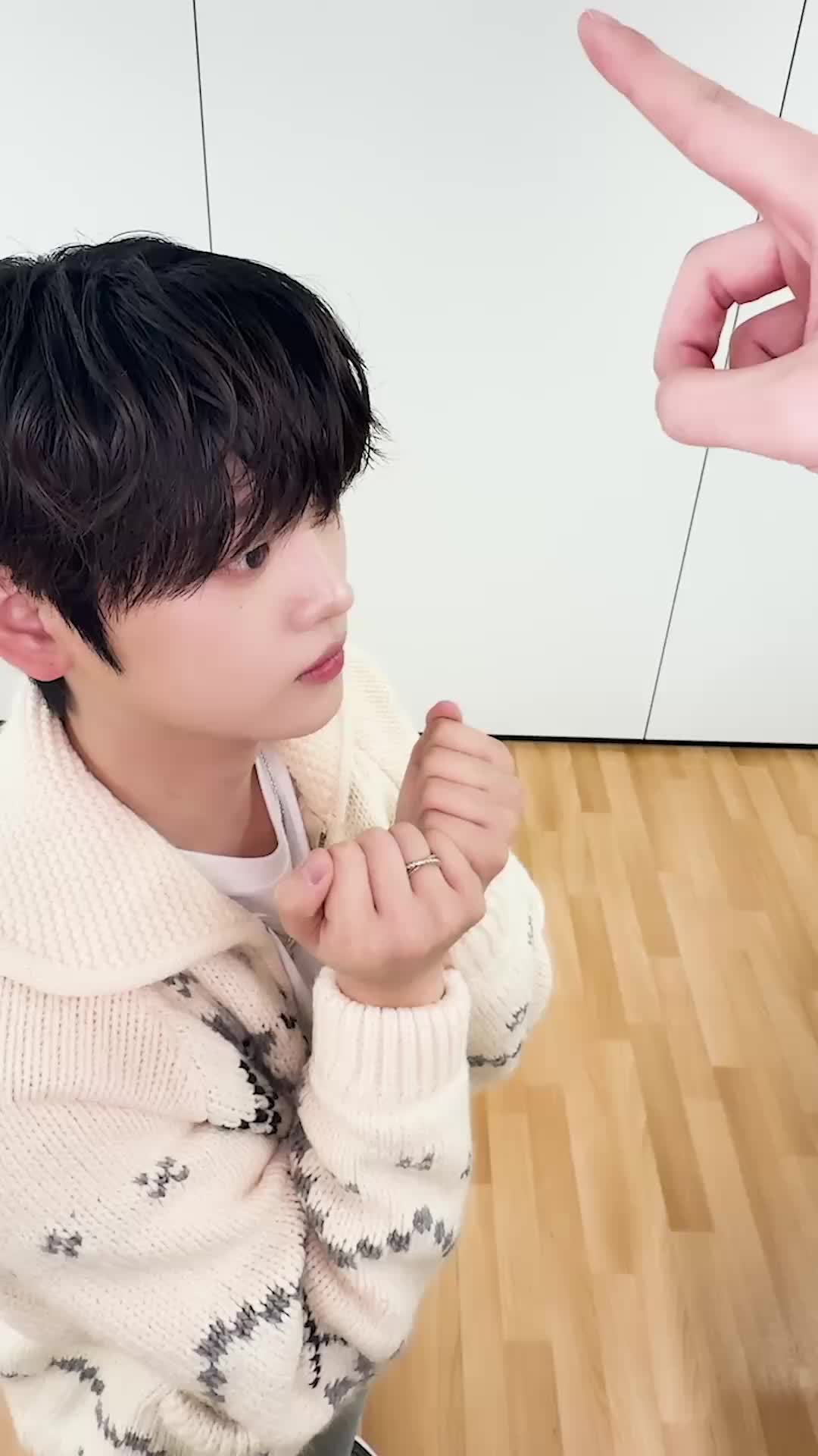 @위아이(WEi)