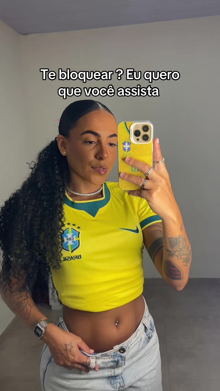 @Thayn&aacute; Monteiro