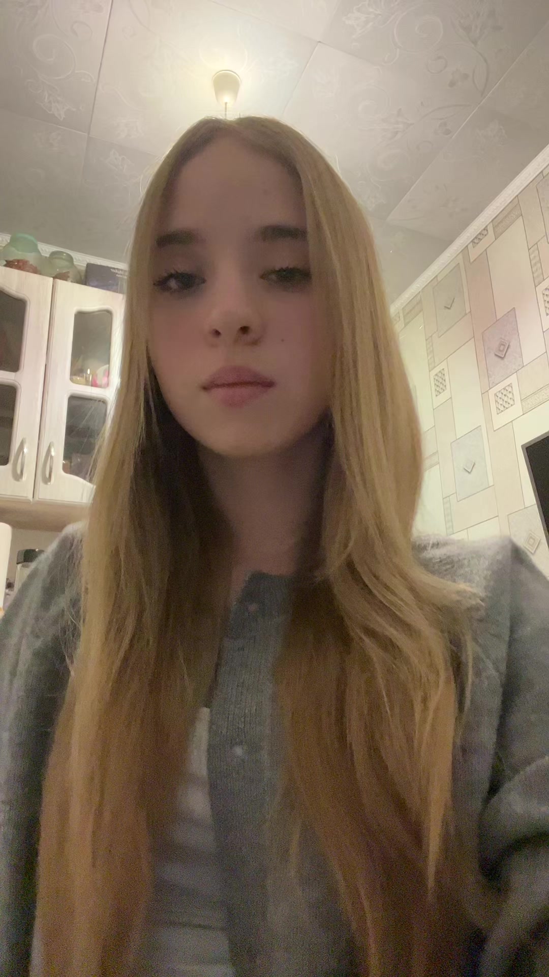 @𝒟