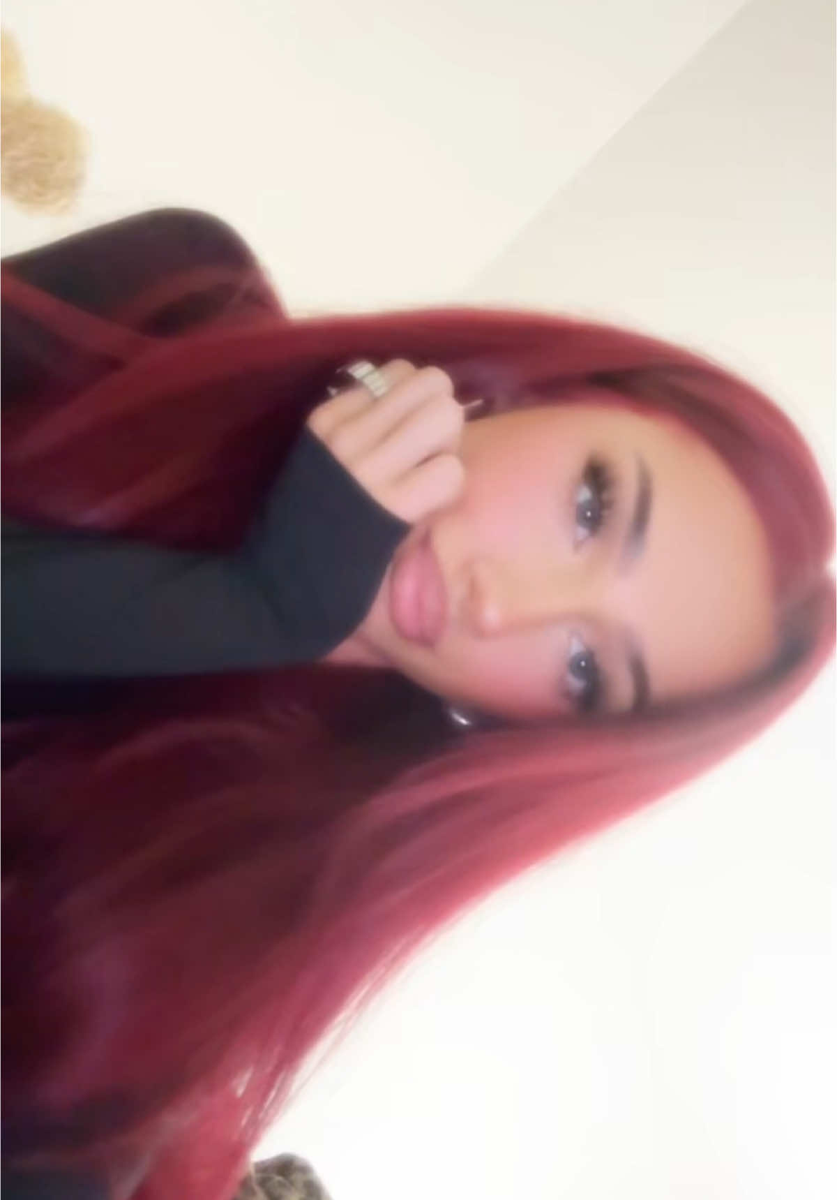 @lllaramurrayy