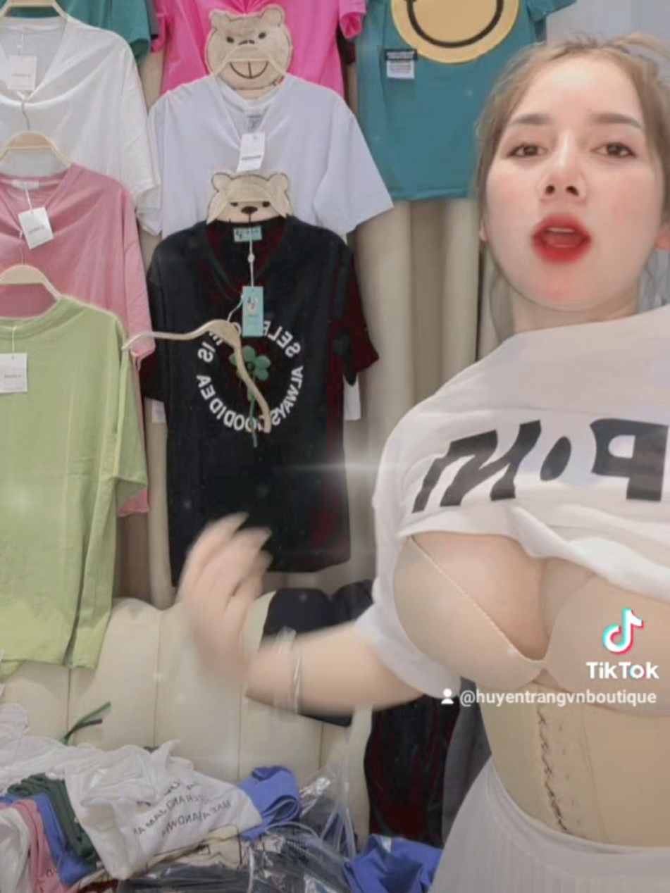 @Huyền Trang