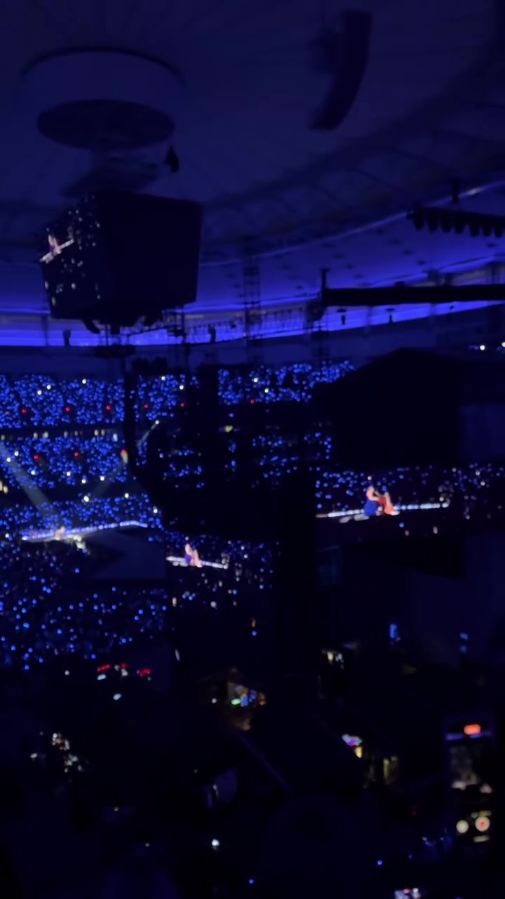 @𓂃꙳⋆videos from the eras tour