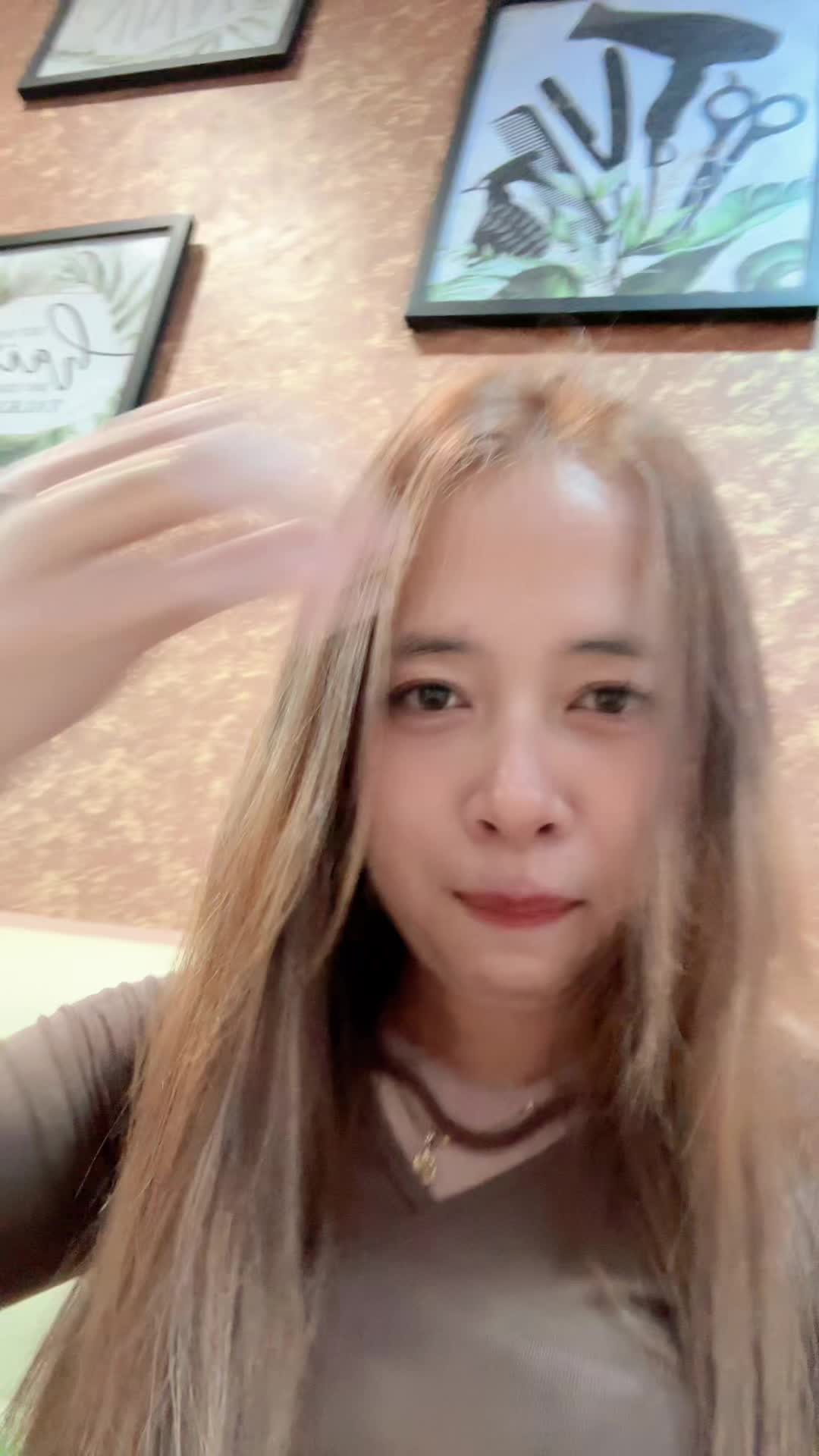 @Winda Manroe 🇮🇩🇲🇾