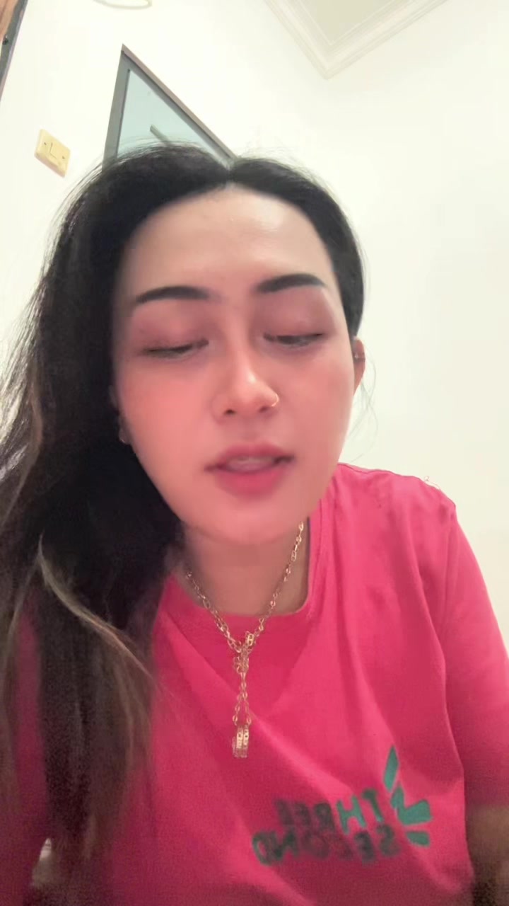 @DellaSantika22