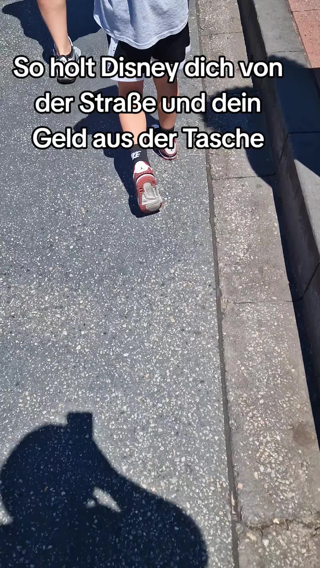 @Disntoker