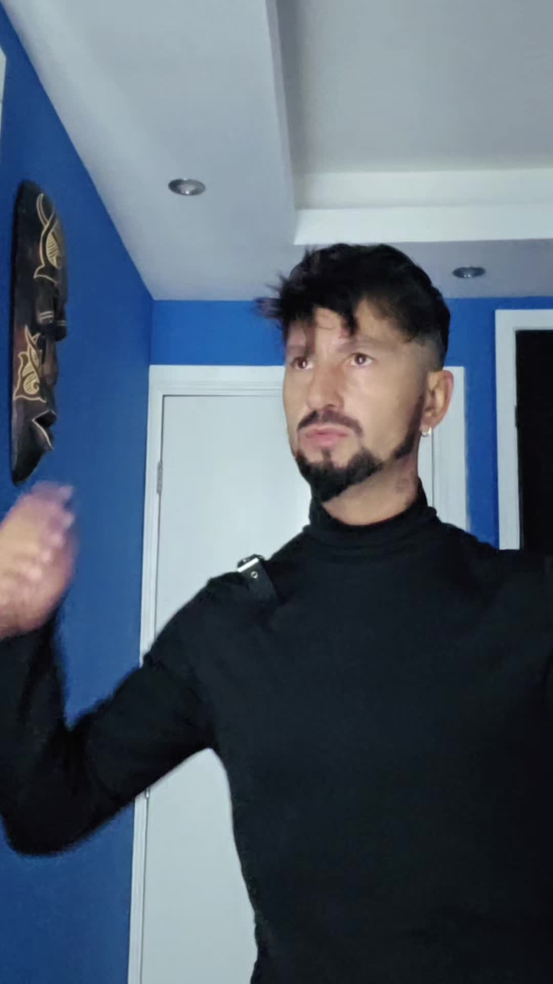 @Emilio_Marius (Tiberiu)