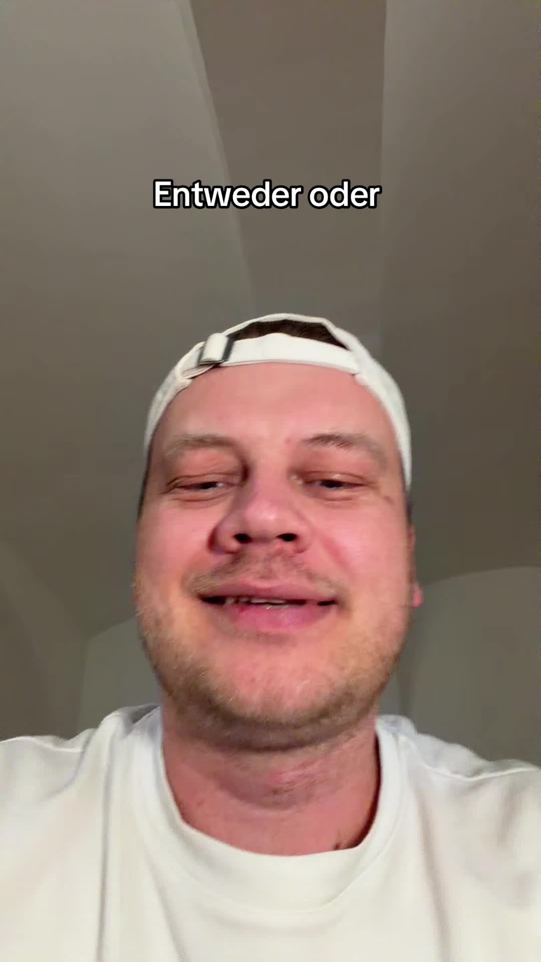 @ClowdyRowdy