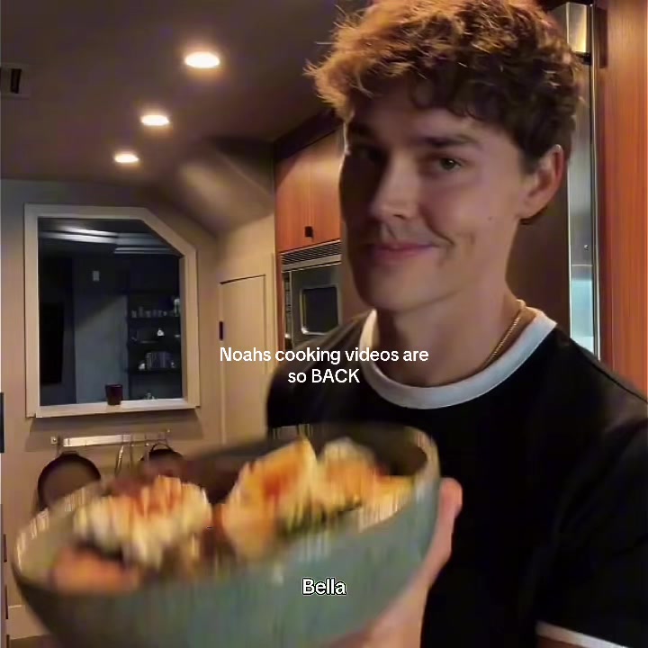 @Bella
