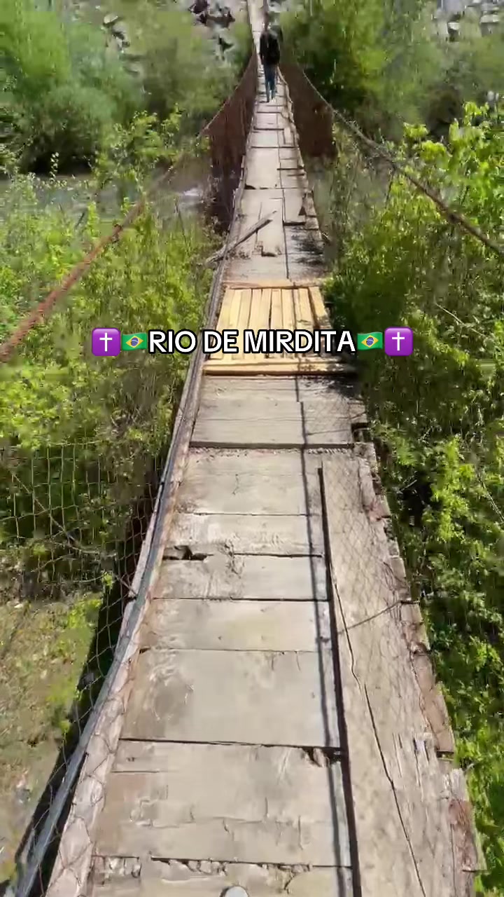 @Andr&eacute;a_gjoka.777.
