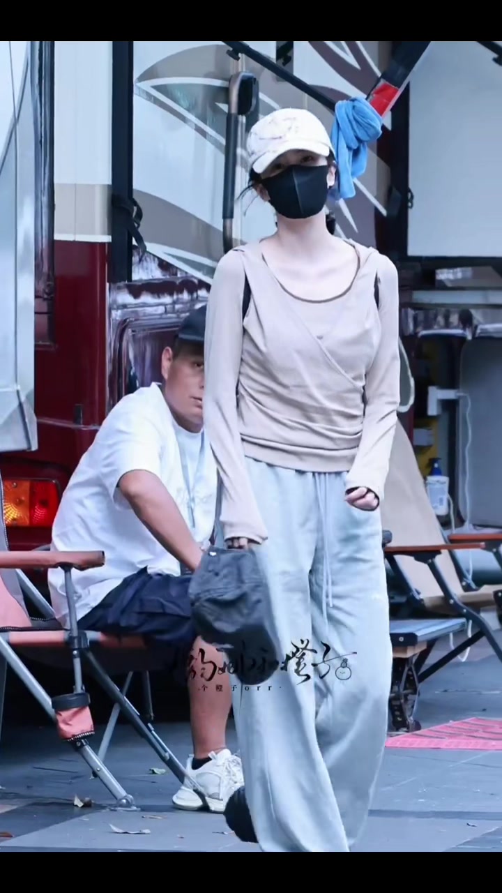 @𝕊𝕜𝕪𝕃𝕖̂_ℂℙ 𝔹𝕒𝕚𝔻𝕚 🩵💜