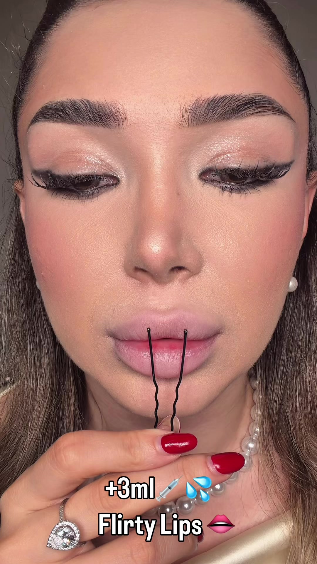 @anisavisage