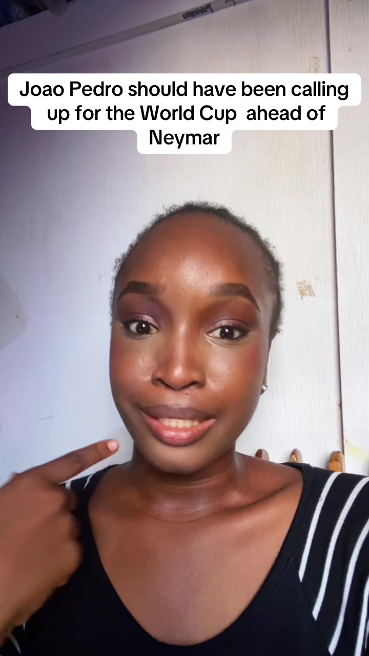 @footballstargirl