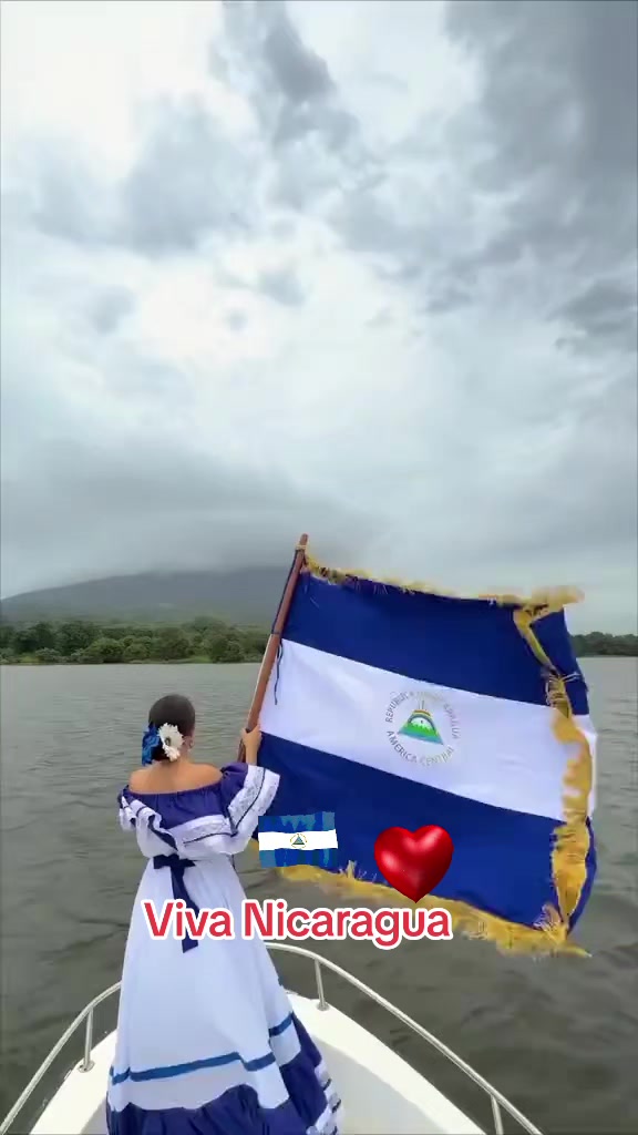 @🥰 *LOURDES RIVERA ⭐️